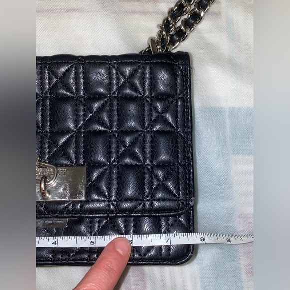 Black Quilted Chain Shoulder Bag. Steve Madden - Picture 3 of 7
